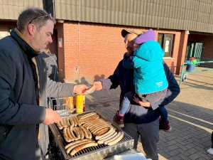 ⚽️KICK-OFF: Sticker-Sammelalbum-Aktion mit großem Erfolg gestartet