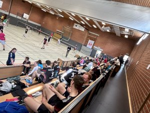 Badminton-Turnier läuft- kommt vorbei